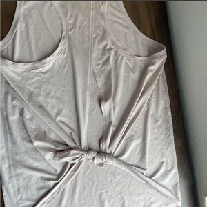 Lululemon Women's Sleeveless tie back Top - beige/tan